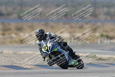 media/Oct-05-2025-CVMA (Sun) [[beeef4f201]]/Race 5-Amateur Supersport Open (Holeshot)/